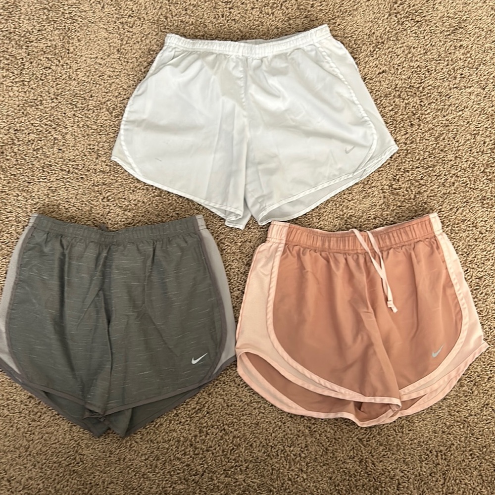 GUC LOT of 3 NIKE Dri-Fit Shorts Girls YXL / Women’s Small